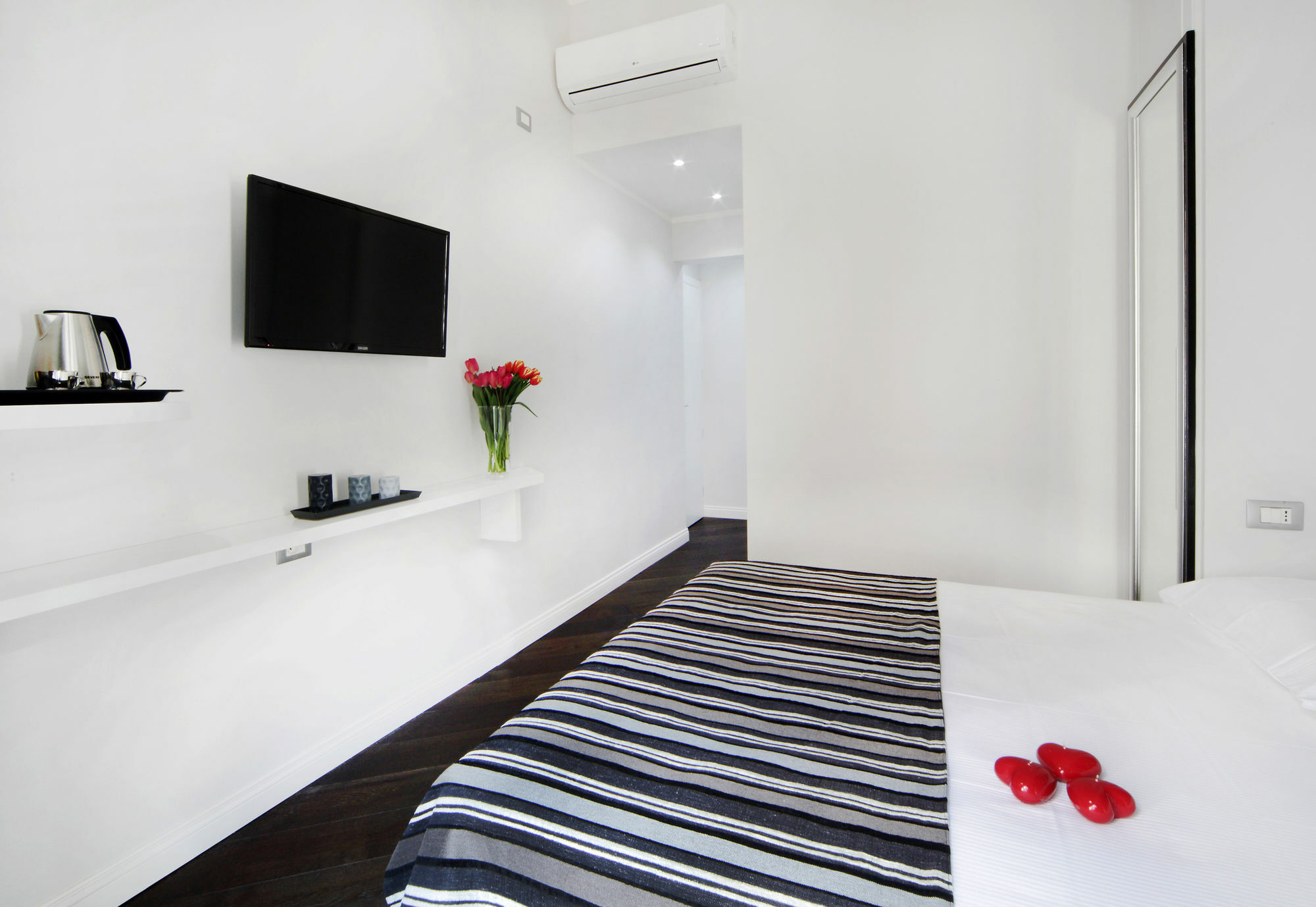 The One Vaticano Rooms Рим Экстерьер фото